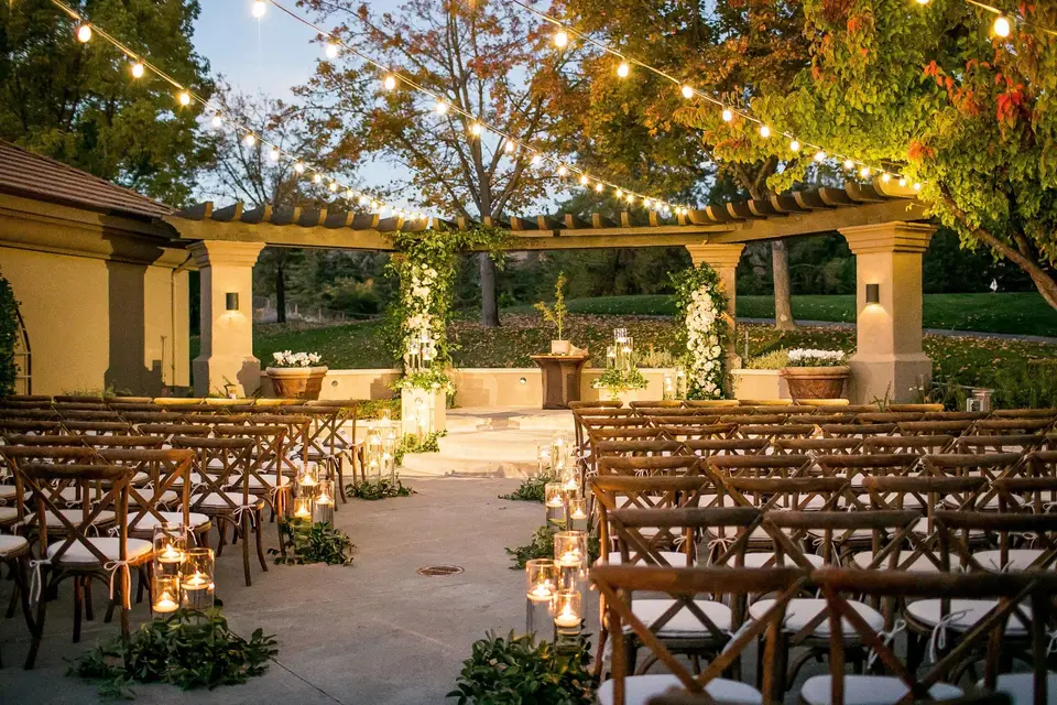 Round Hill Club Greenwich CT country club wedding venue