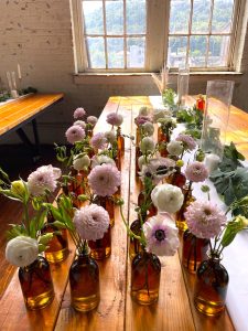bud vase centerpiece wedding