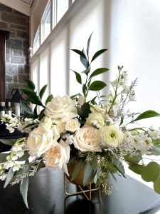 Altar Flower for Bar Table