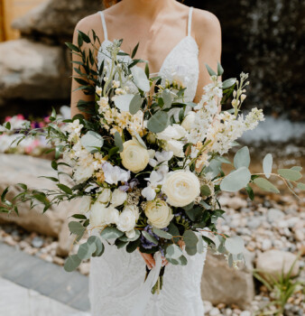 bridal bouquet wedding flowersNovella's New Paltz