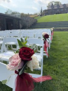 outdoor ceremony floral design InSitu Gardens
