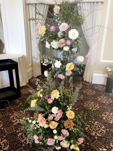 ceremony arch wedding flowers
