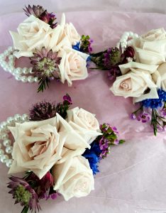 corsages